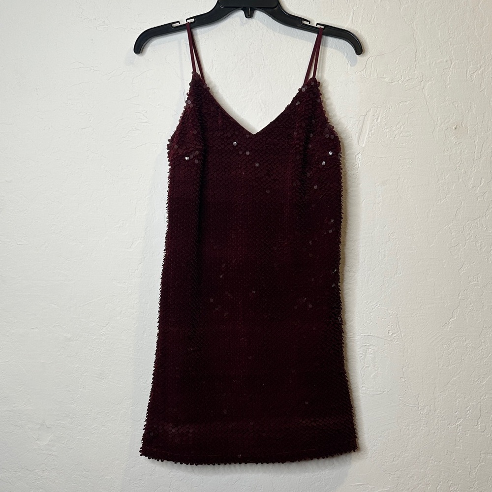DO+BE Deep Red‎ Velvet Sequin Mini Dress